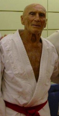 Helio Gracie in 2004